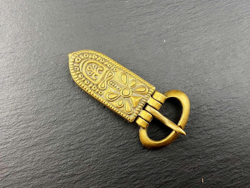 Пряжка. Русь, 11 век.