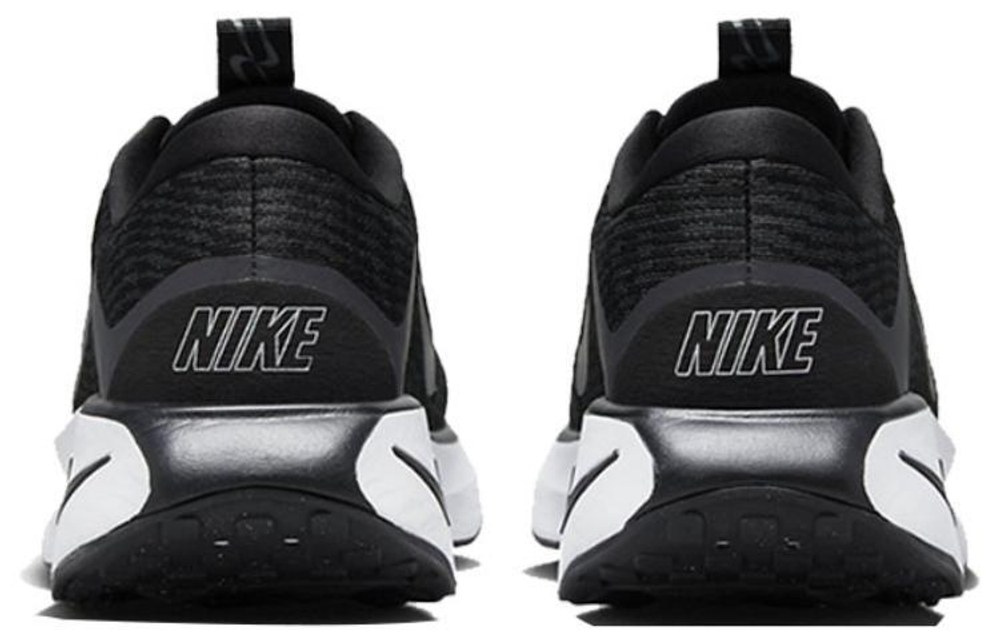 Кроссовки Nike Motiva