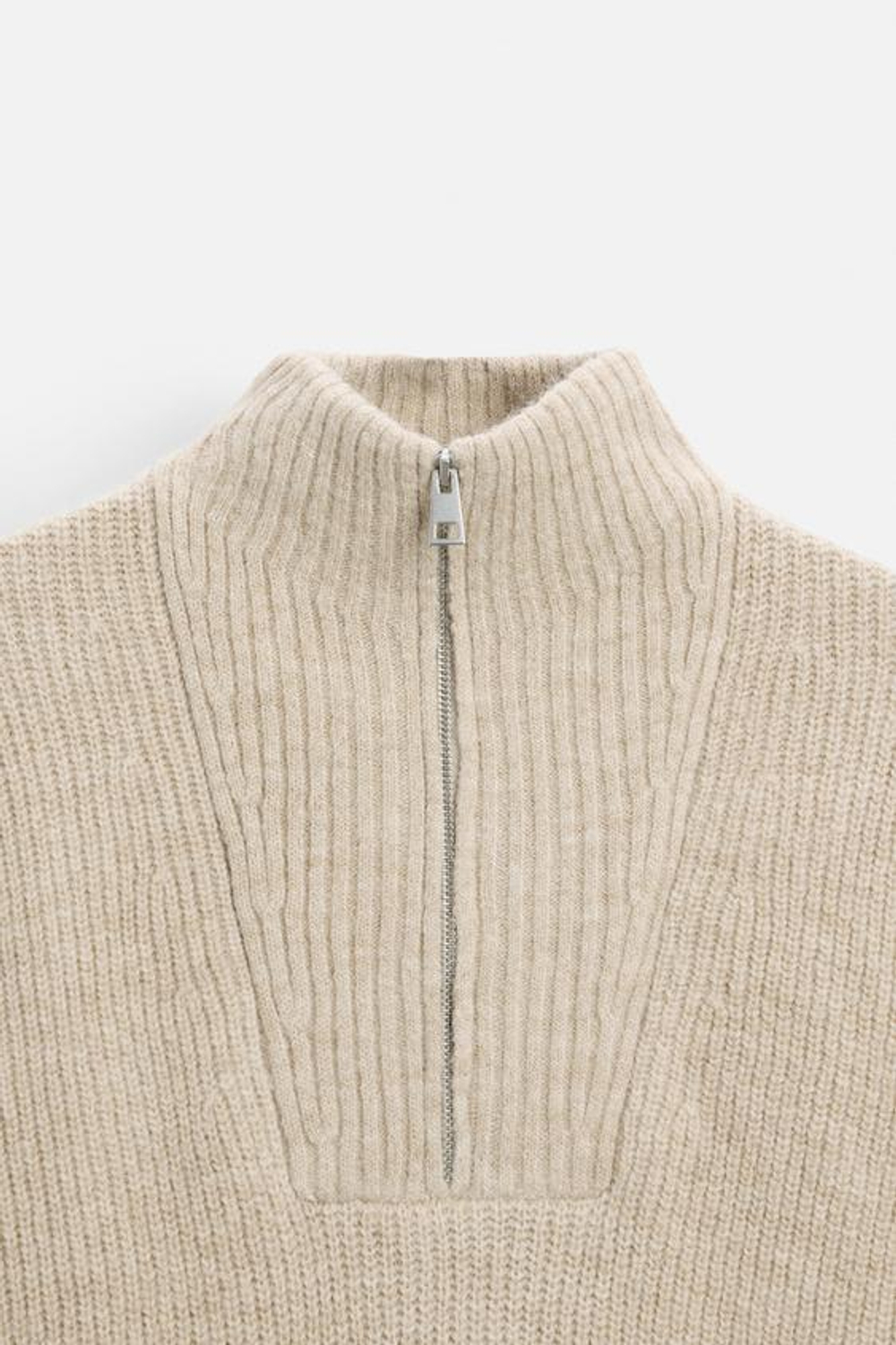 ZARA СВИТЕР ИЗ РЕЛЬЕФНОЙ ТКАНИ С ВОРОТНИКОМ НА МОЛНИИ, ЭКРЮ