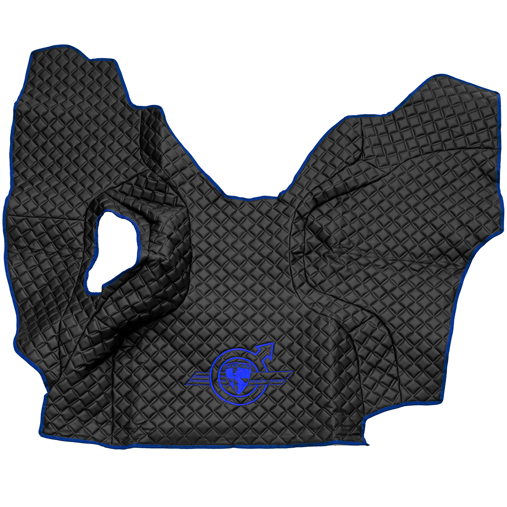 Ковры VOLVO FM до 2008 года (экокожа, черный, синий кант, синяя вышивка)