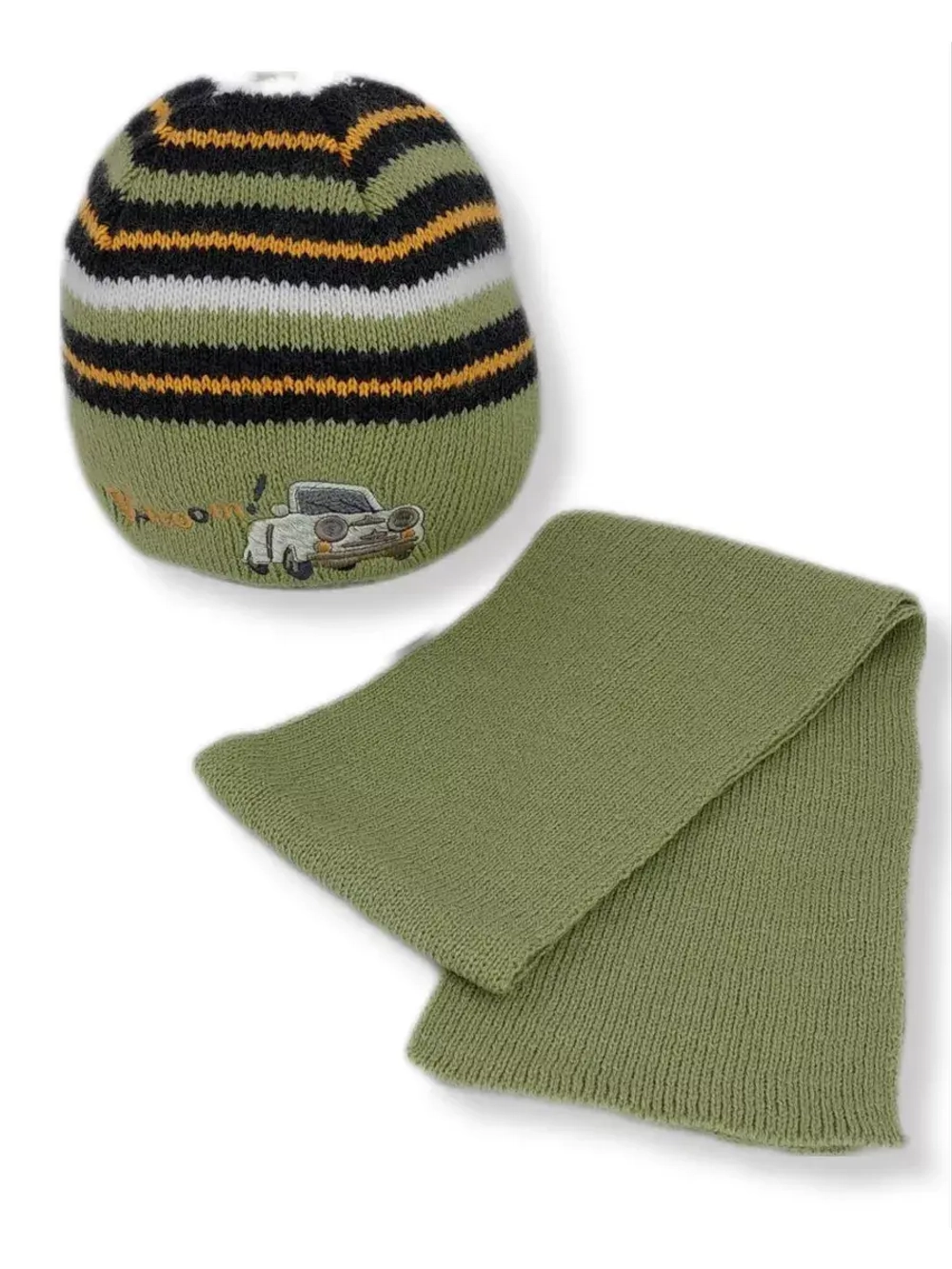Детская шапка с шарфом для мальчика на весну.
