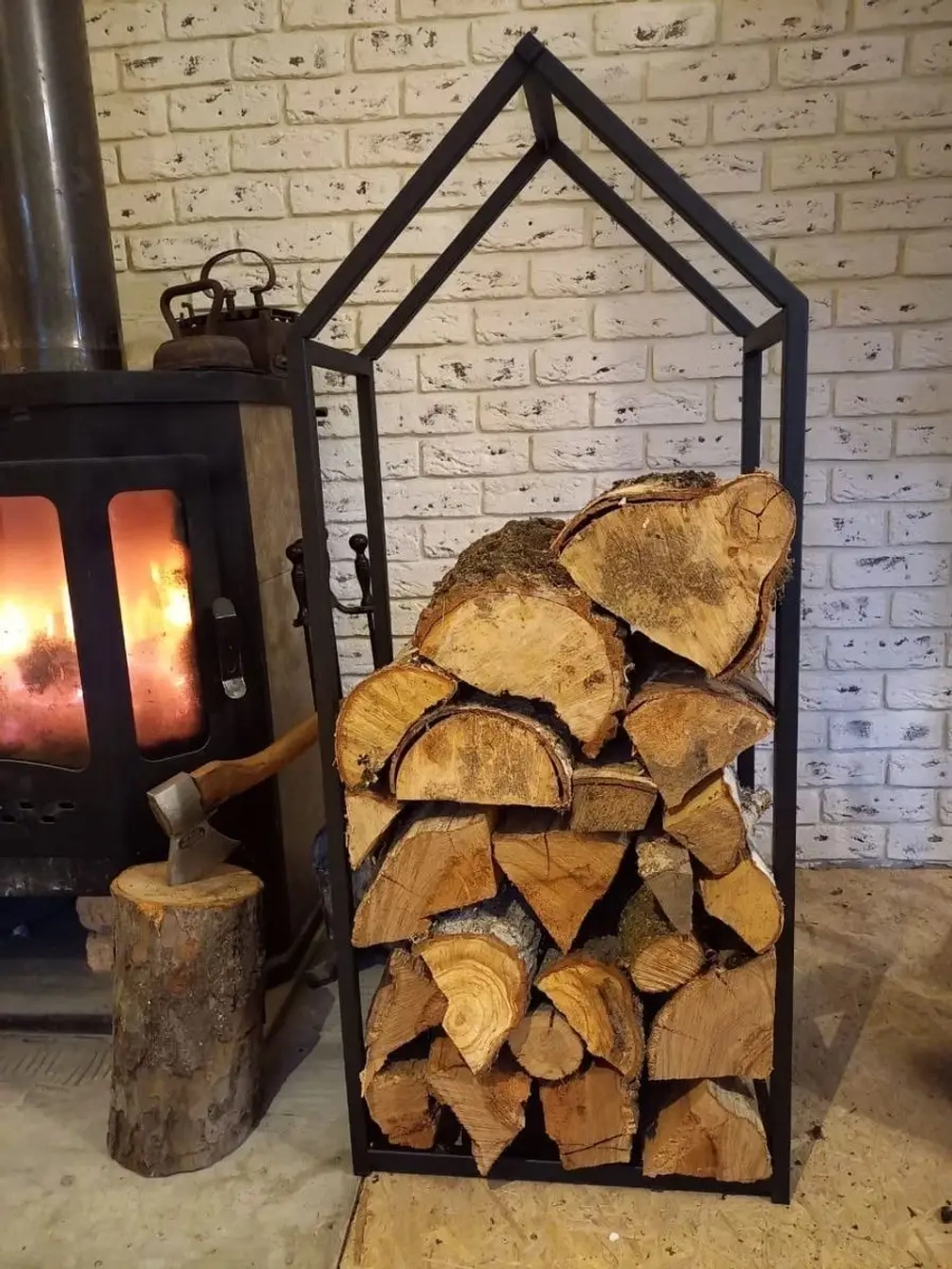 Дровница  домик металлическая