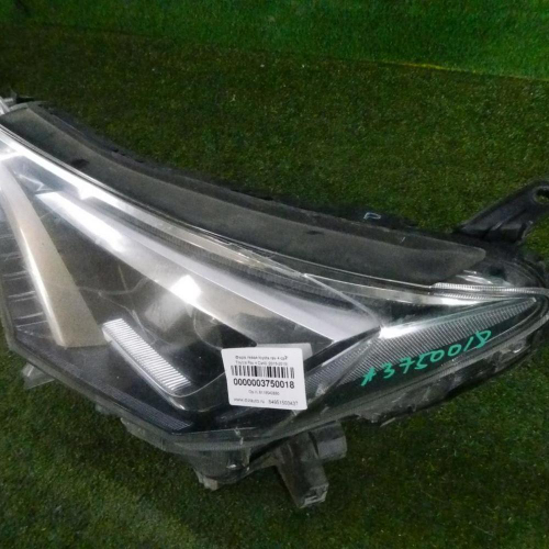 Фара левая Toyota Rav 4 CA40 (2015-2019) LED (В пленке)
