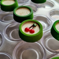 838 | Форма для шоколадных конфет (275*175 мм)