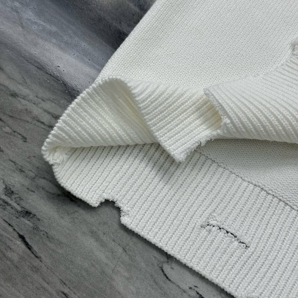 Свитер Balenciaga