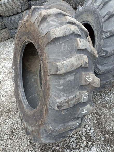 16.9-28 TITAN R-4 шина б/у
