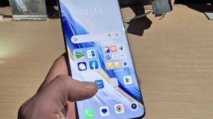 Компания Honor представила новую модель флагманского смартфона — Magic7 Pro