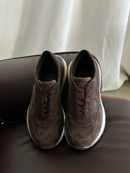 Кроссовки из натуральной замши