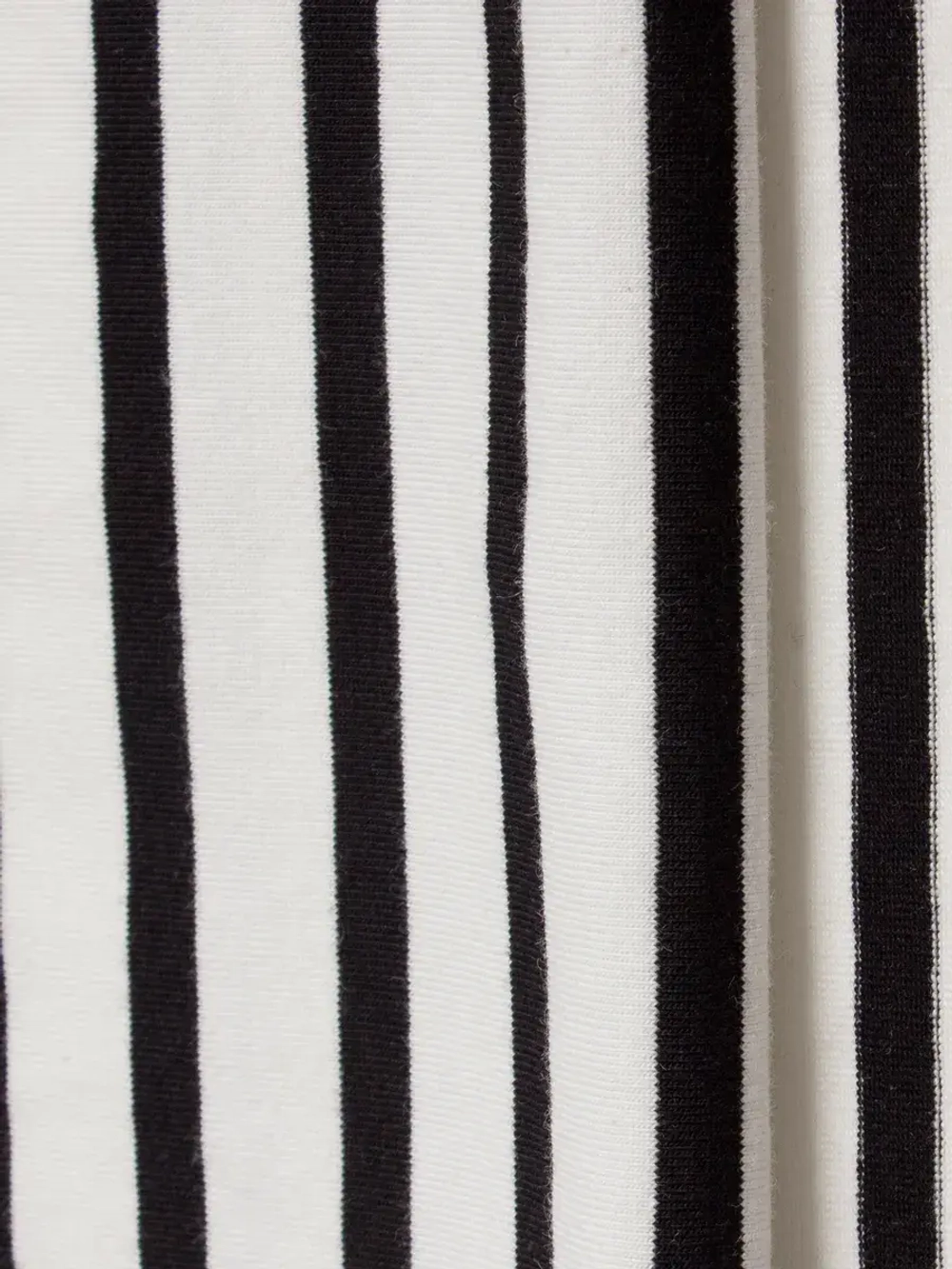 Футболка для девочки в полоску