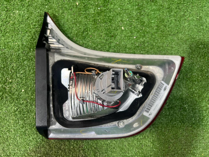 Фонарь правый внутренний BMW X6 E71 (2007-2014)