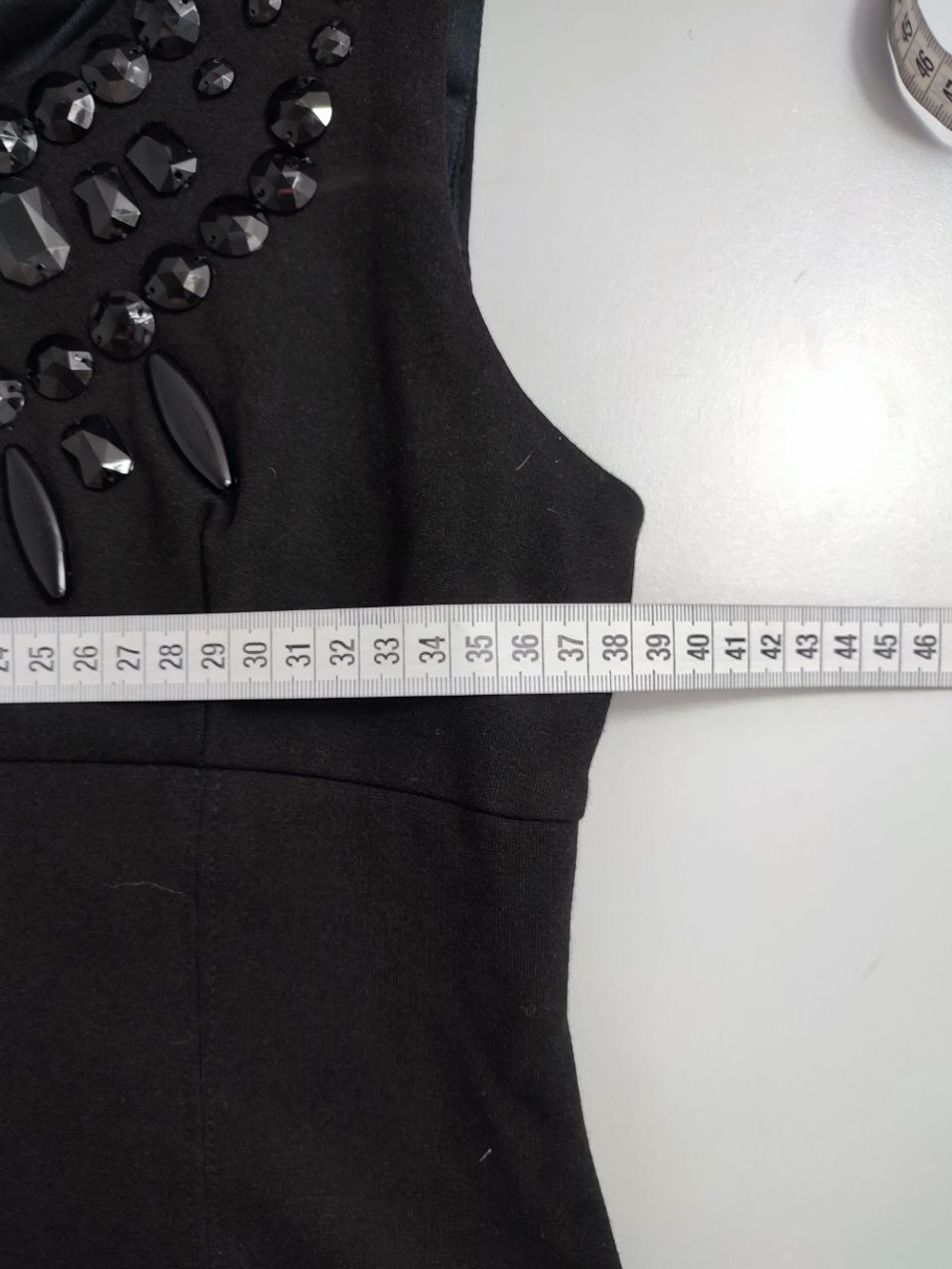 Платье с камнями 44 размер