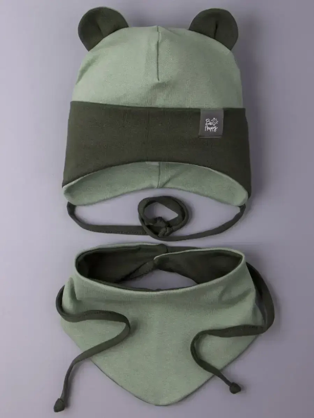 Шапка для мальчика осенняя с ушками и снуд