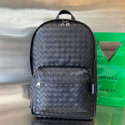 Bottega Veneta Medium Backpack 46 cm