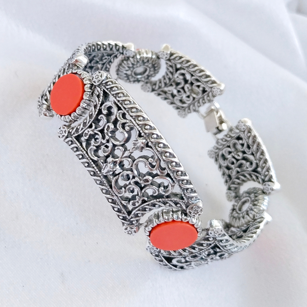 "Гая" браслет в серебряном покрытии из коллекции "Самоцветы" от Jenavi с замком пряжка