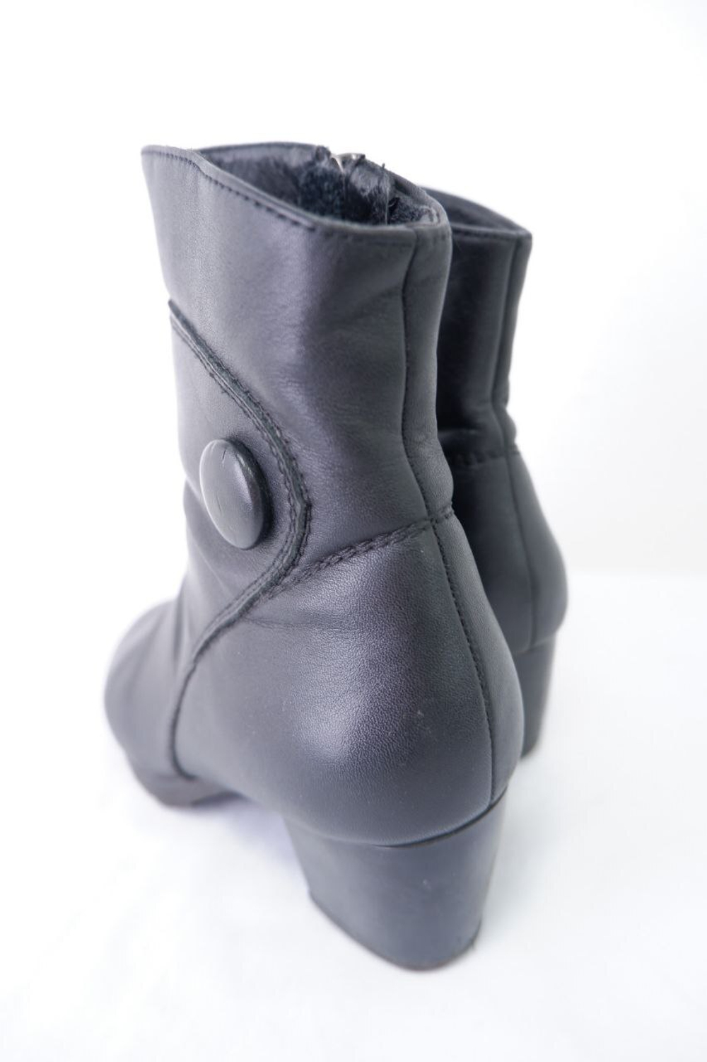 Полусапоги Zenden на низком каблуке 36 размер