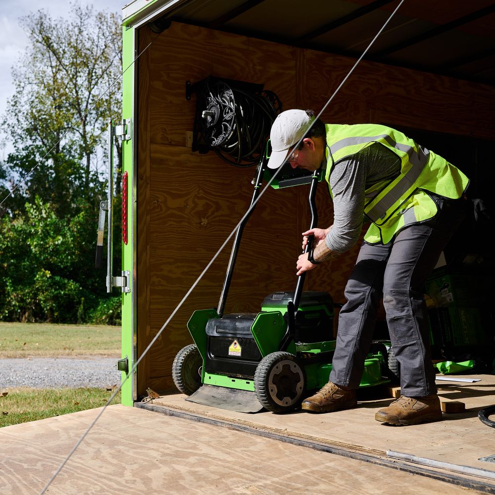 Cамоходная аккумуляторная газонокосилка Greenworks 82LM30S , 82v, 76 см, (2519207U3G), с 3хАКБ 8Ач и ЗУ для 2-х аккумуляторов