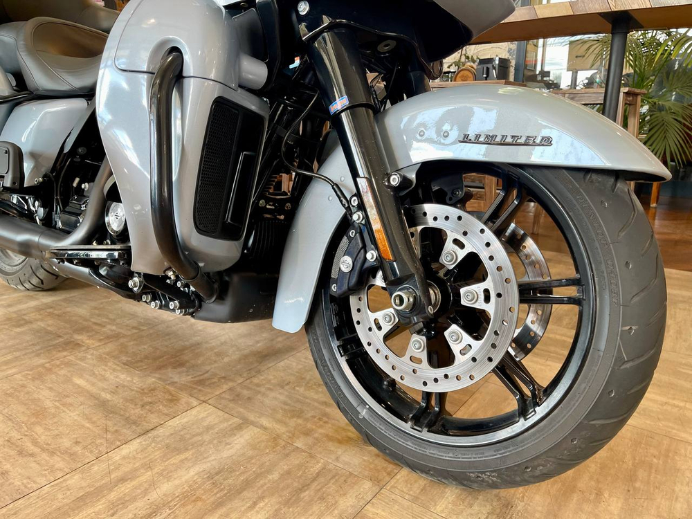 Harley-davidson Road Glide Limited 114 (2024)