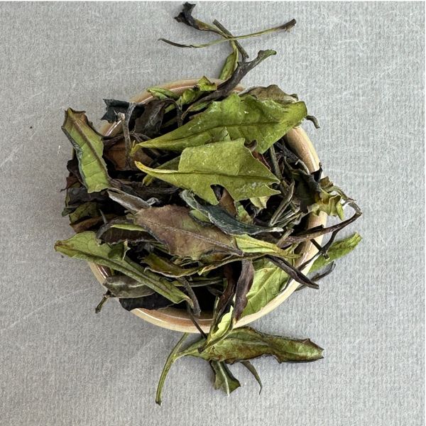 Хун Юнь Бай Ча №21  с озера Солнца и Луны