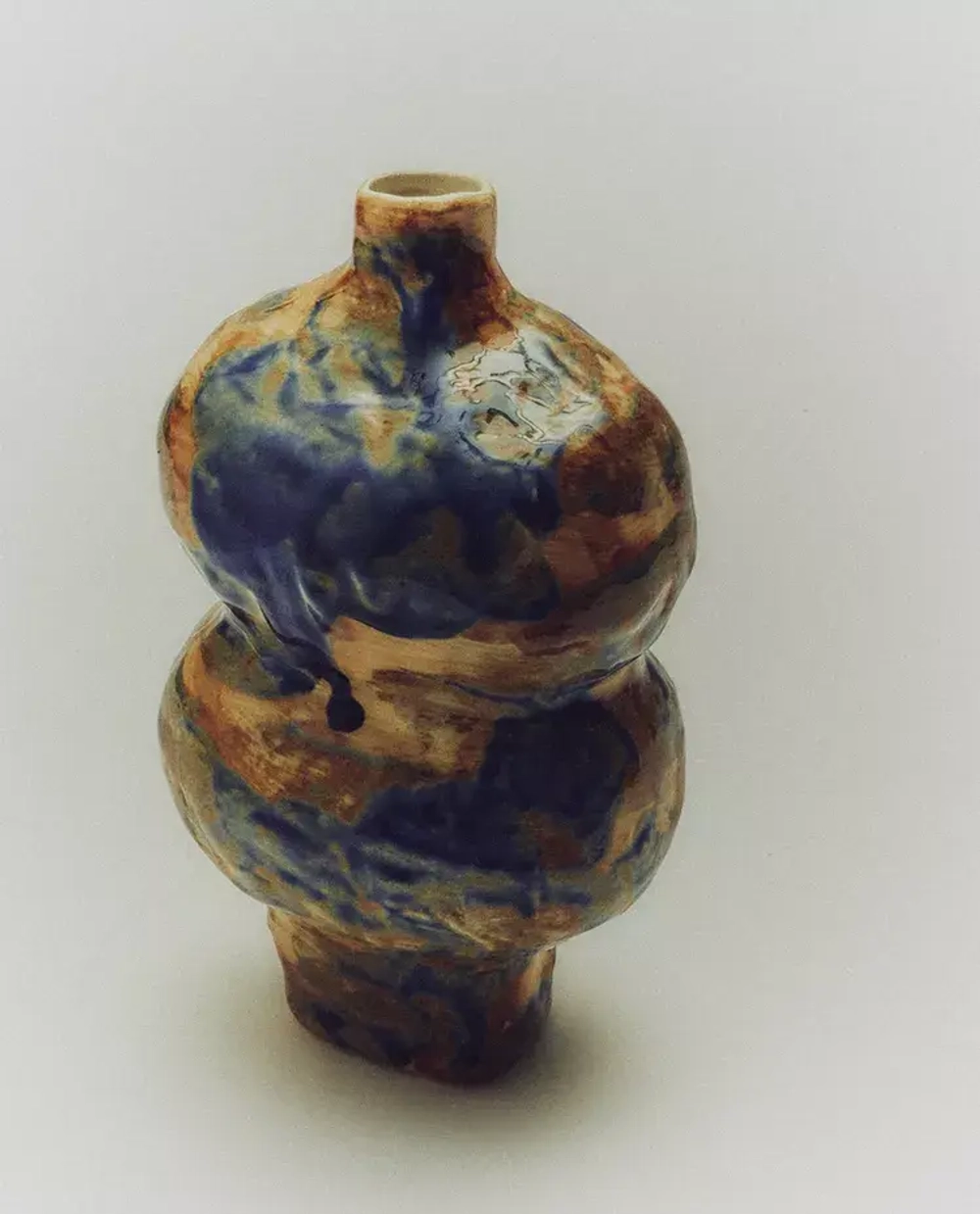 ZARA HOME КРАСОЧНАЯ ВАЗА АССИМЕТРИЧНОЙ ФОРМЫ, СИНИЙ