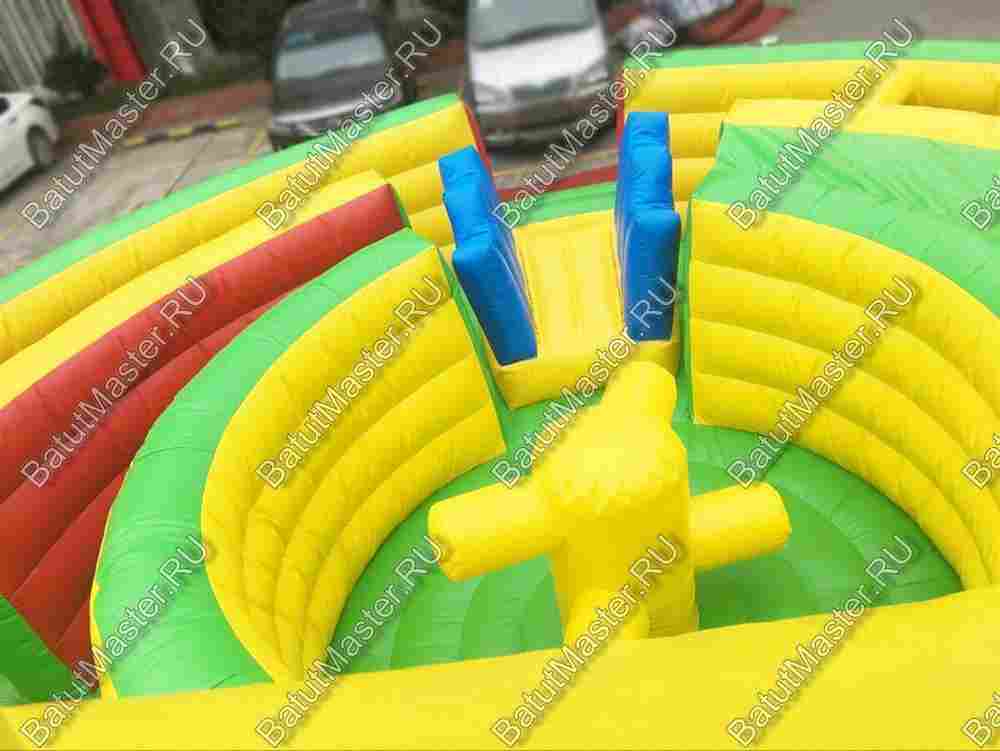 Надувная полоса препятствий "Мощный лабиринт" размер 15*8*6 м