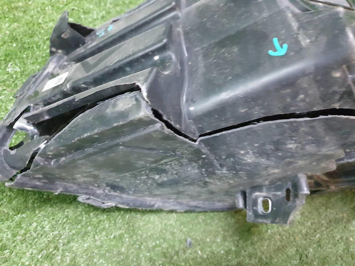 Битая Фара правая Mercedes CLA C117 (2016-2019) LED