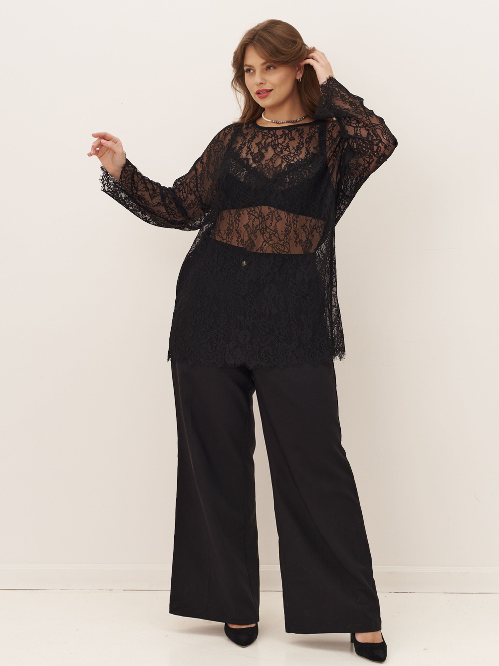 Лонгслив из кружева Черный