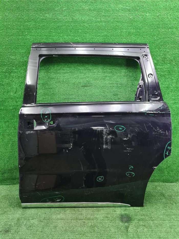 Дверь задняя левая Voyah Dream (2021-н.в.)