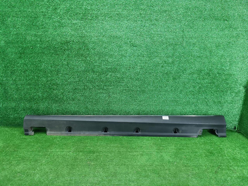 Накладка порога левая Mercedes M GLE W166 (11-18)