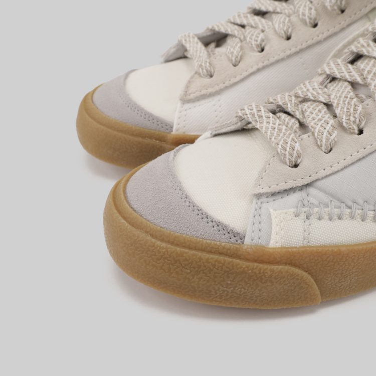 Кроссовки Nike Blazer Mid '77 Voodoo Doll артикул:DQ5081-119 - купить в магазине Дайс