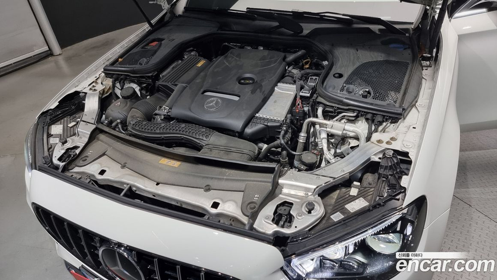 Mercedes-Benz E-Class W213 E250 AMG Line (06.2023)