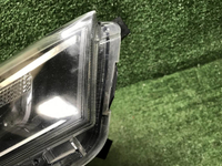 Фара правая Faw Besturn X80 (2018-2022) галоген