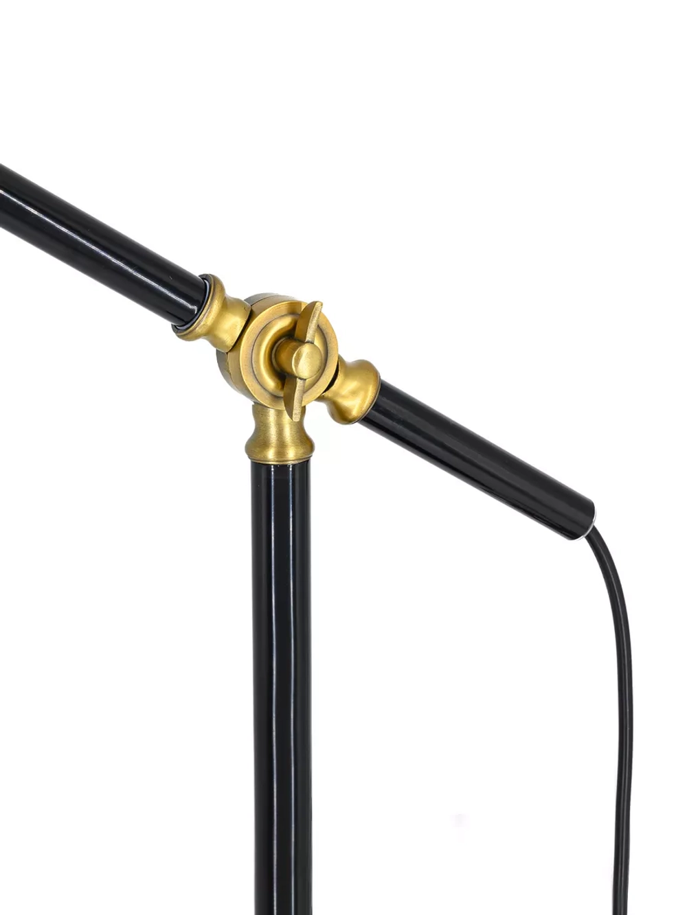 Светильник настольный классический