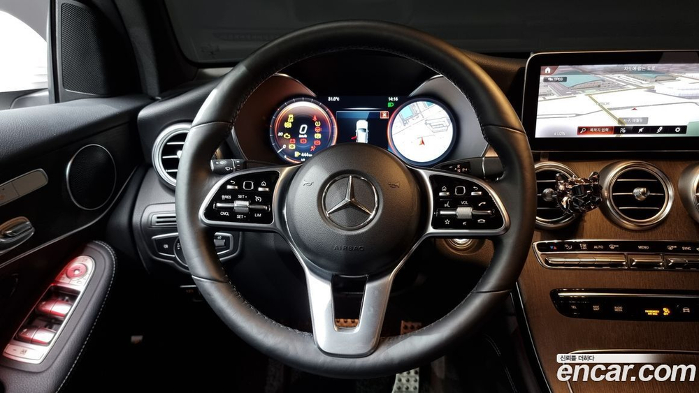 Mercedes-Benz GLC-Class X253 GLC300 4MATIC Coupe (02.2020)