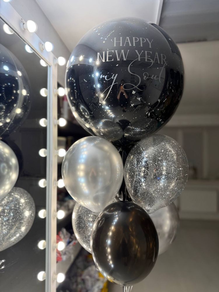 Воздушные гелиевые шарики с доставкой по Хабаровску черный/серебро №4529