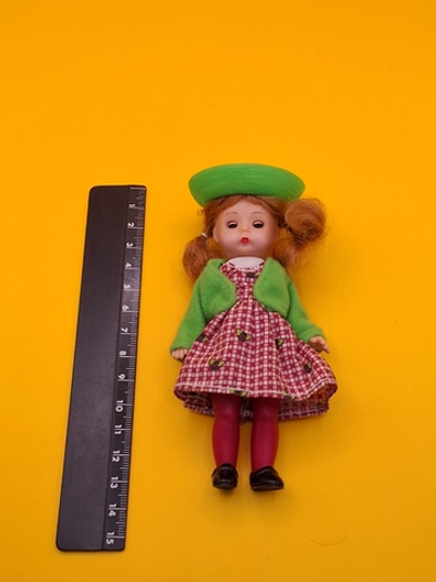 Коллекционная кукла Madame Alexander McDonalds 032221