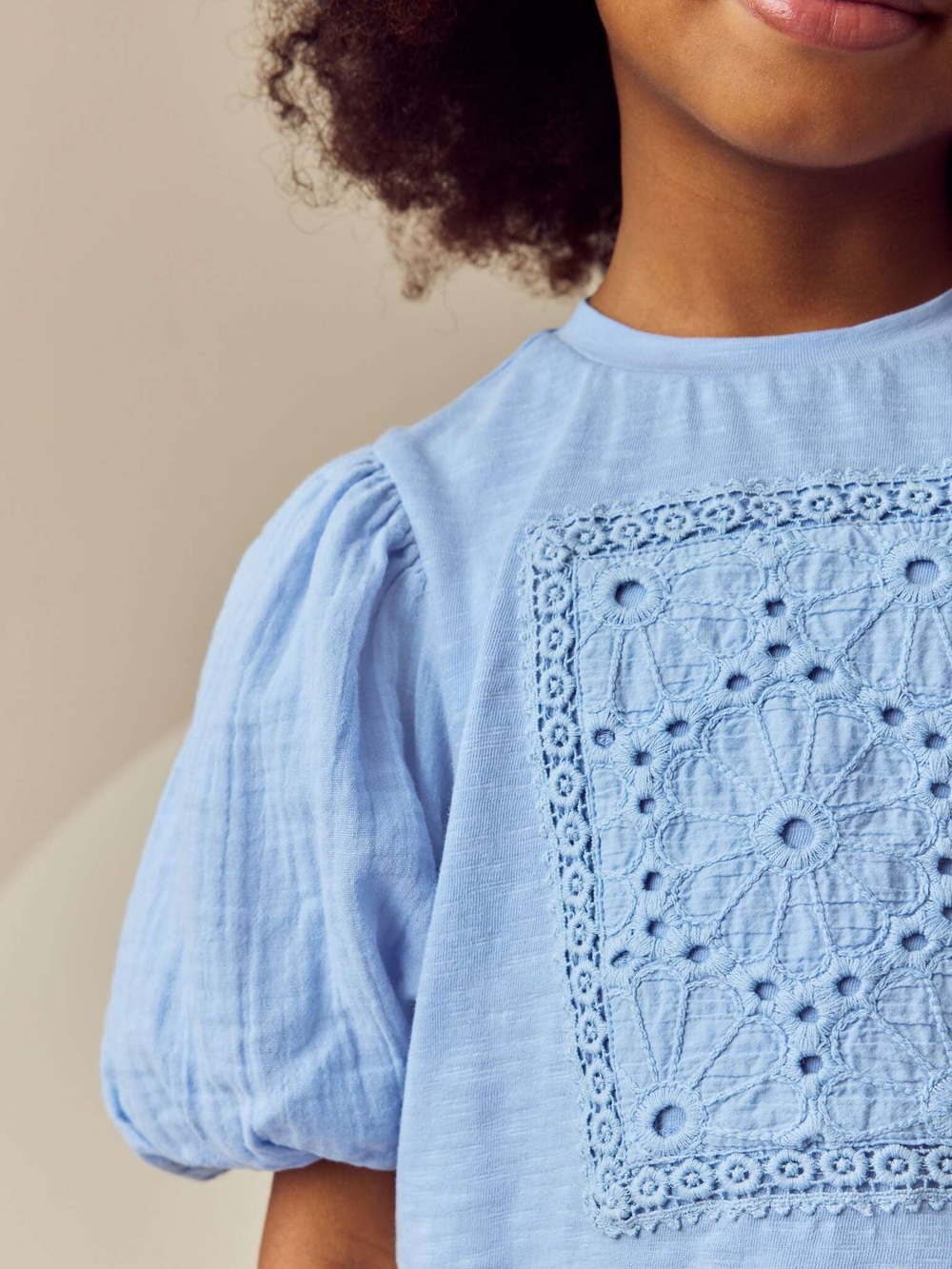 Блуза с вышивкой для девочки Next E64-973, Голубой