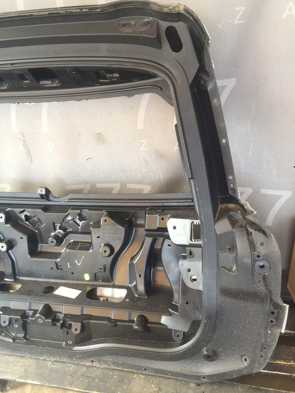 Крышка багажника Citroen C4 Grand Picasso 2  Б/У Оригинал 1609401680