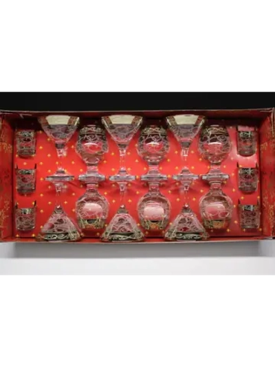 Подарочный набор фужеров для вина.