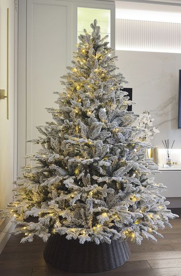 Искусственная ель Монблан Люкс 250 см с освещением