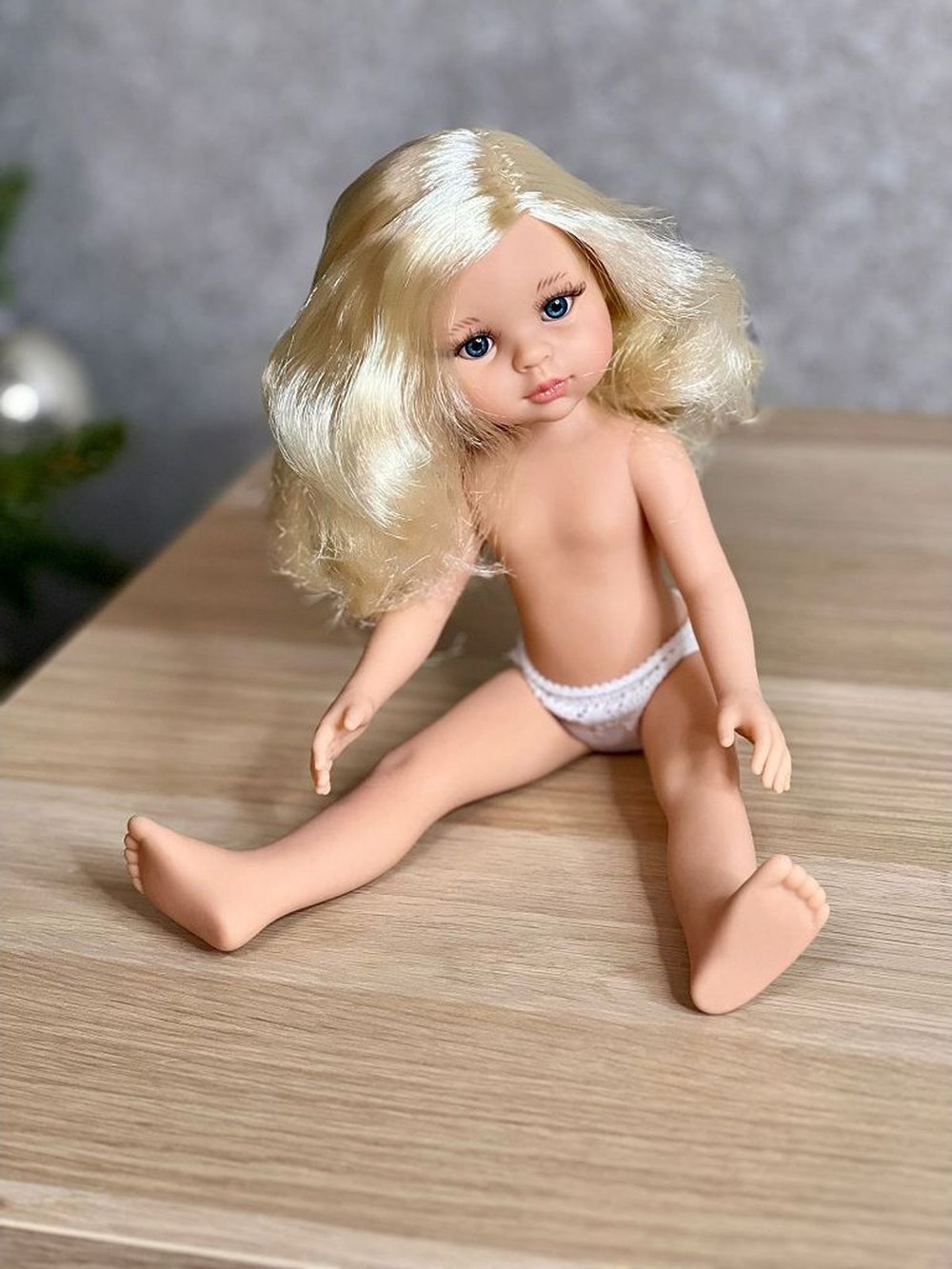 Кукла для девочки Paola Reina 32см Клаудия без одежды