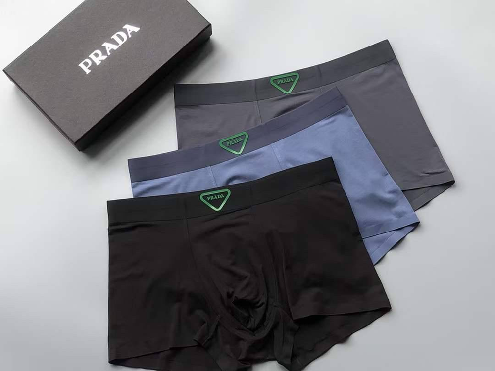 Комплект белья Prada