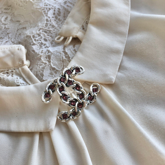 Брошь 1029 розовые кристаллы