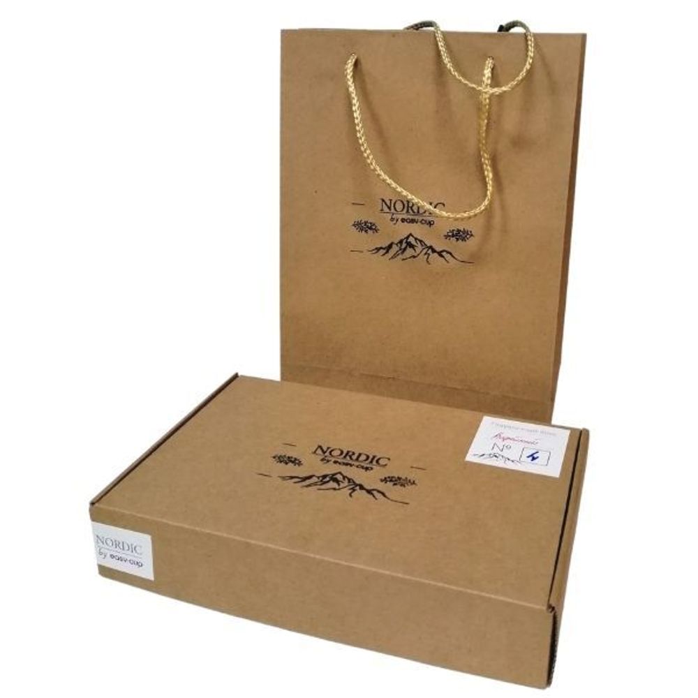 Упаковка подарочного бокса Nordic к новогодними праздникам | Easy-cup