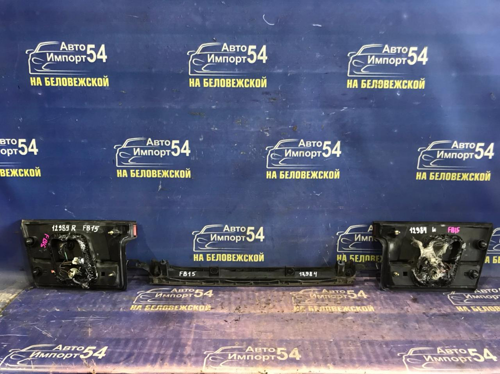 Вставка багажника правая NISSAN SUNNY 2002-2004