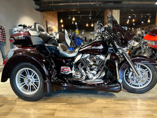 Harley-Davidson Tri Glide Ultra, 2014, 35 404 км.