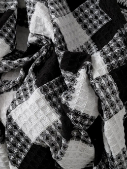 Плед-покрывало клетка из шерсти, Черно-белый