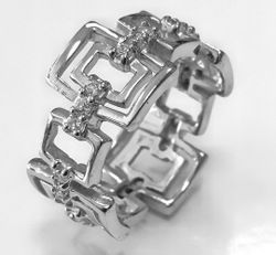 "Эстерелла" - ювелирное серебряное кольцо