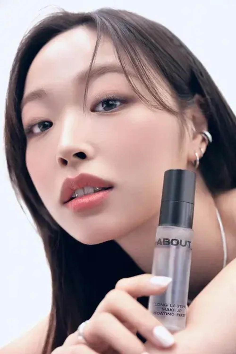 ABOUT TONE LONG LASTING MAKEUP COATING FIXER - лёгкий увлажняющий спрей для фиксации макияжа