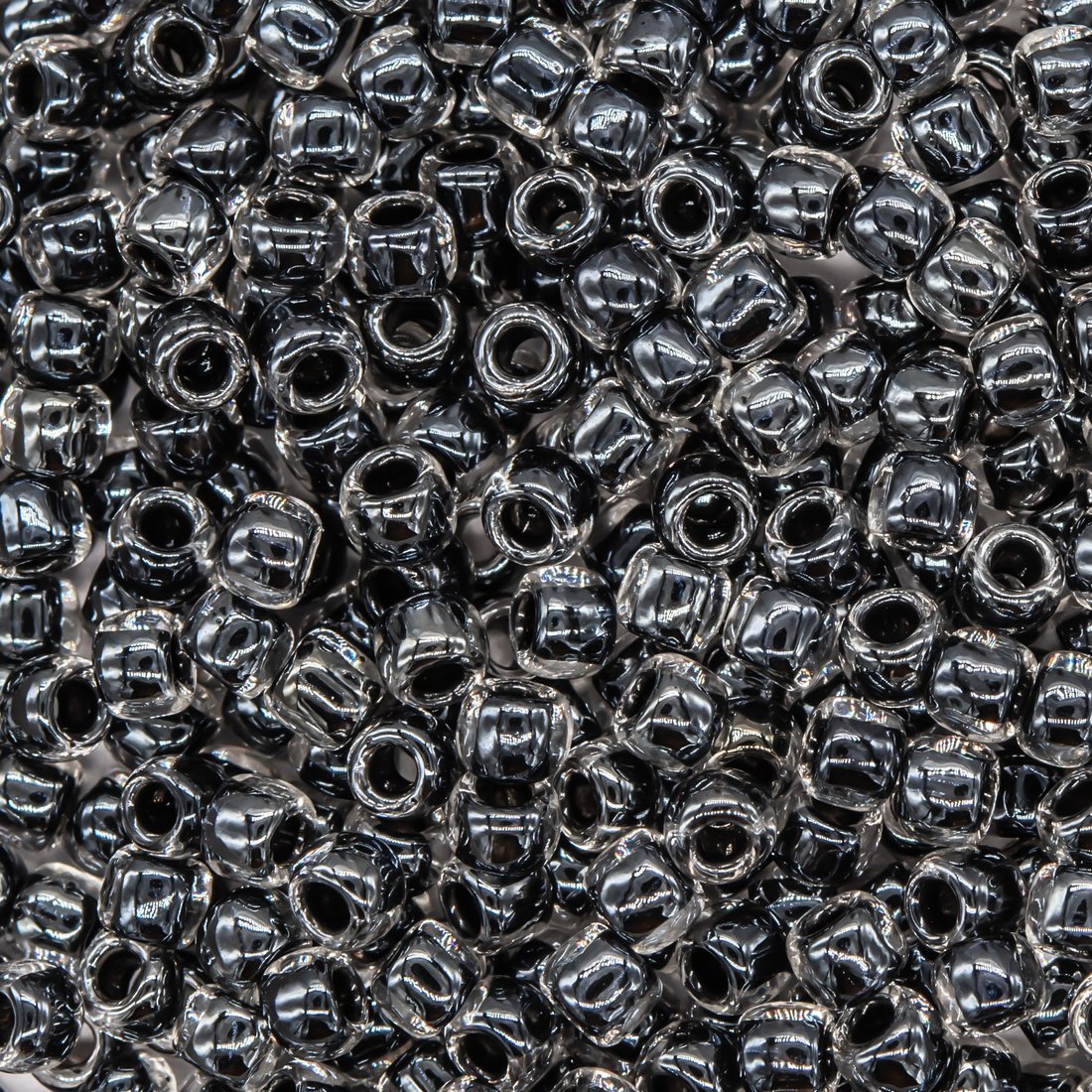 Японский бисер TOHO Round 8/0 (№344), окрашенный изнутри прозрачный