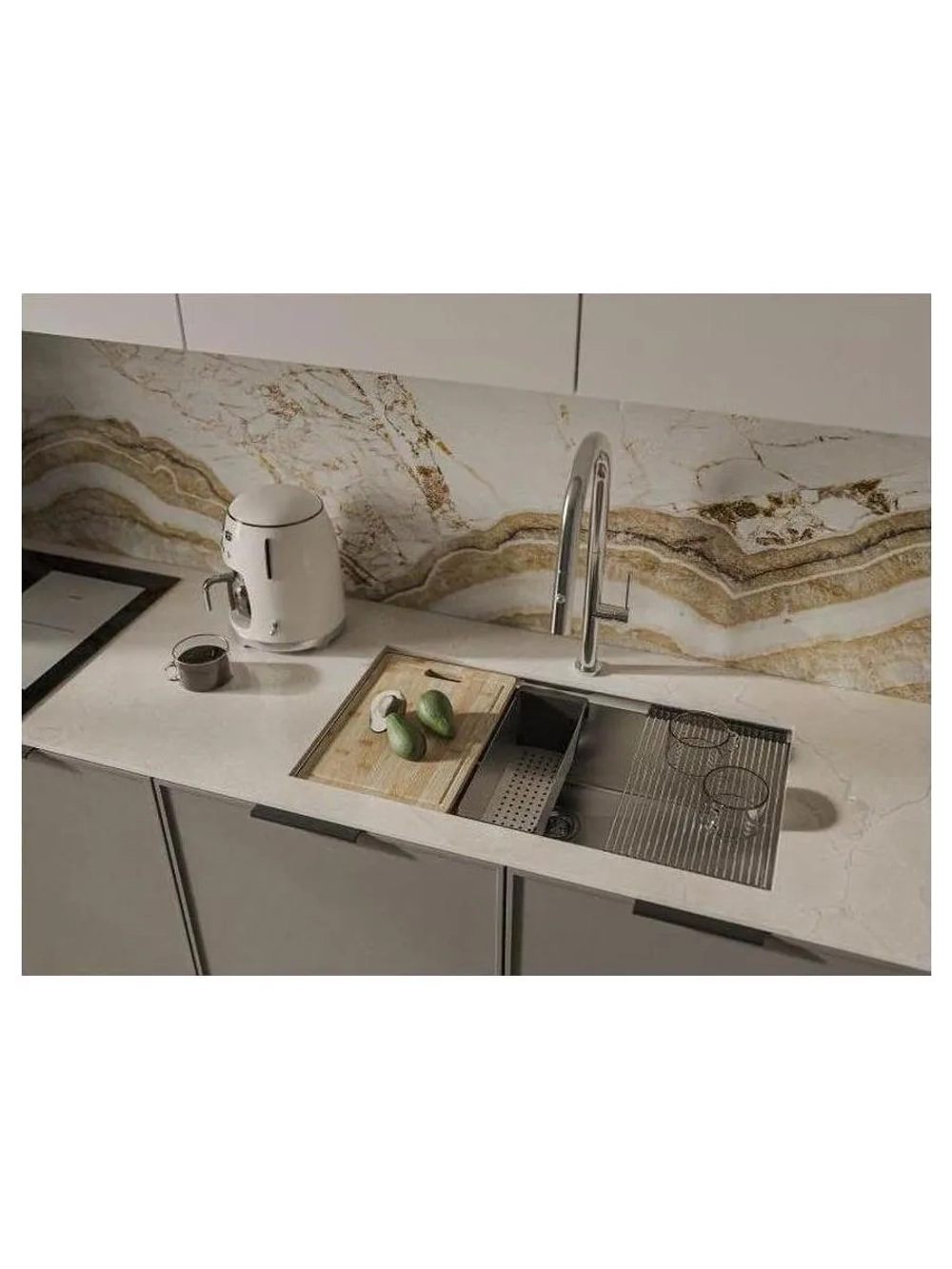 Rivelato Rinox 8044 UN Мойка нерж.сталь 1 чаши 800*440*200 в комплекте (доска, коландер, рол мат), монтаж: универсальный, материал: нержавеющая сталь, цвет: нержавеющая сталь